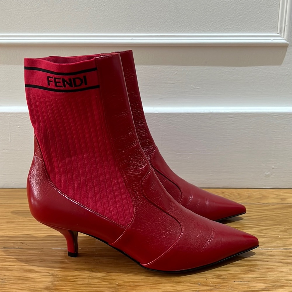 Fendi Stivali Leather Boots